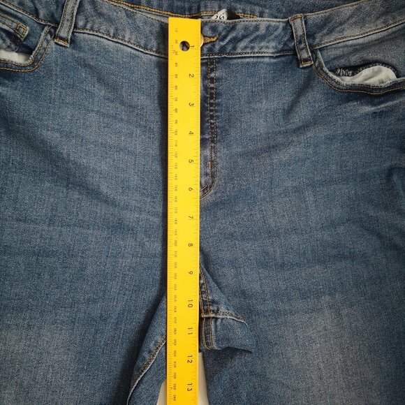 2/$30.00 - George Ladies Medium Wash Blue Jeans - Picture 9 of 10